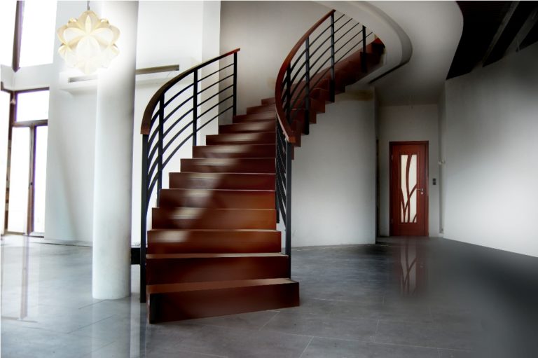 Trwałe i estetyczne schody drewniane
